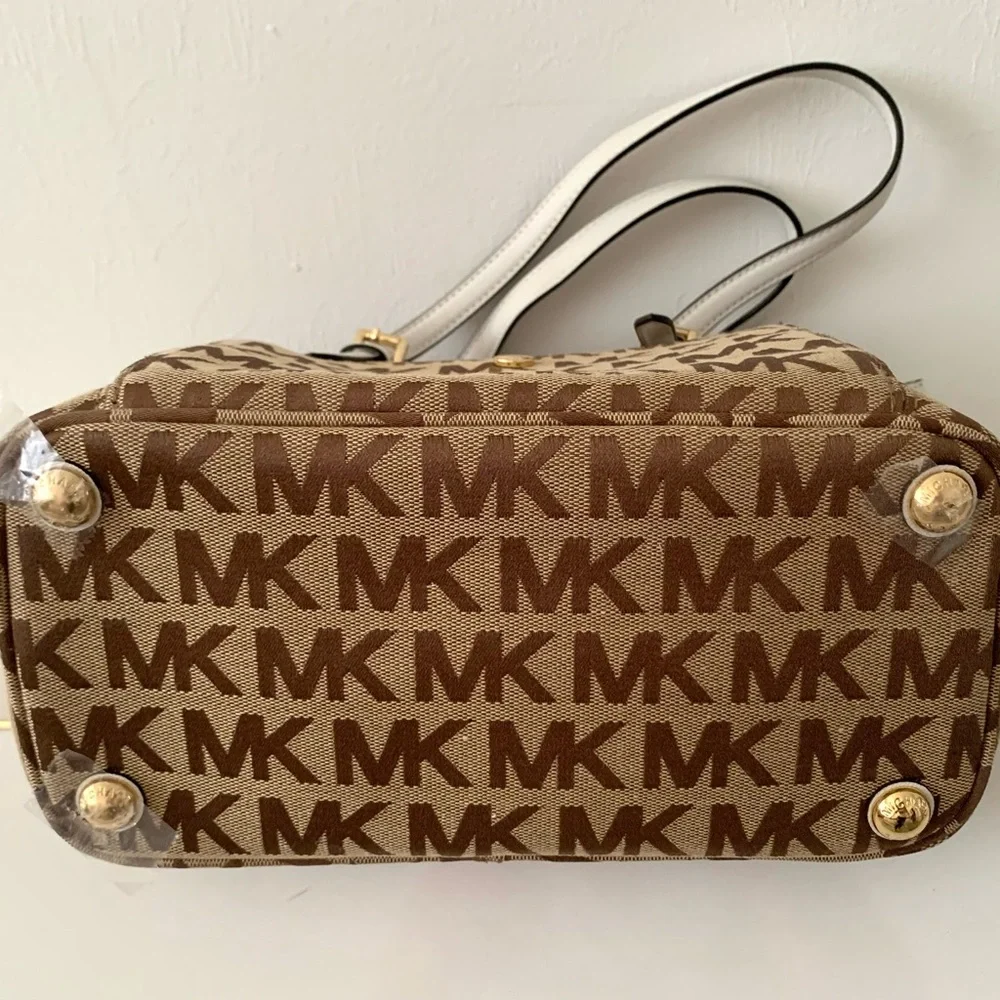 Michael Kors Brown Signature bag Monogram Tote Gold Hardware and White Trim NEW - Picture 5 of 13